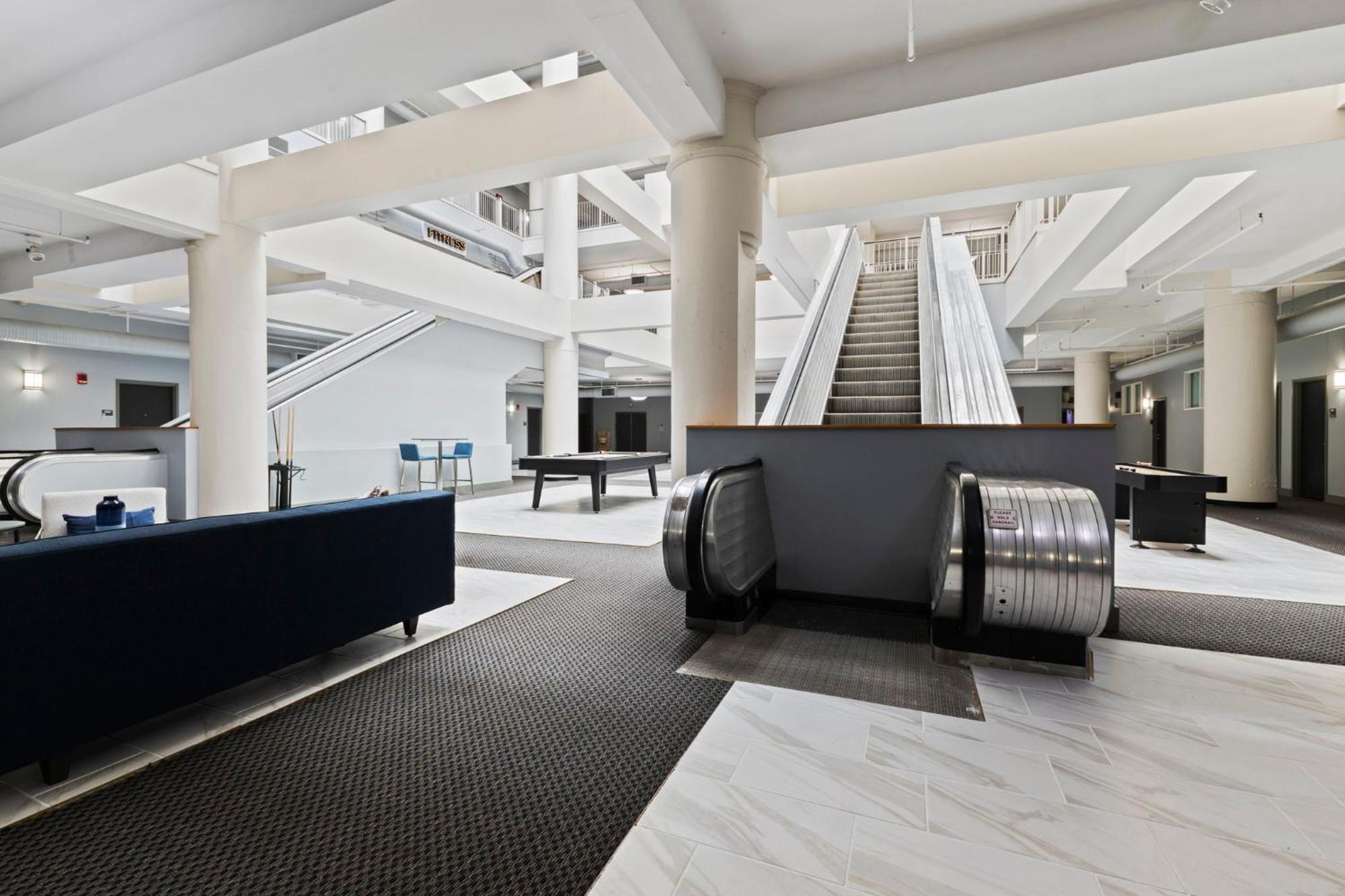Indy Urban Stay - Skywalk - Sleeps 8 - Downtown - Stadium Indianapolis Extérieur photo