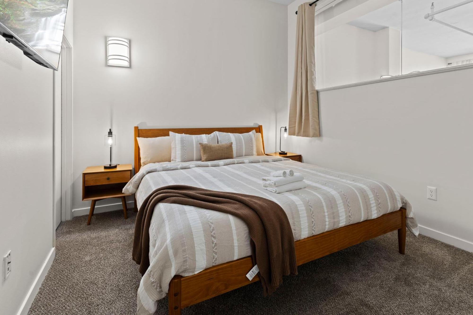 Indy Urban Stay - Skywalk - Sleeps 8 - Downtown - Stadium Indianapolis Extérieur photo