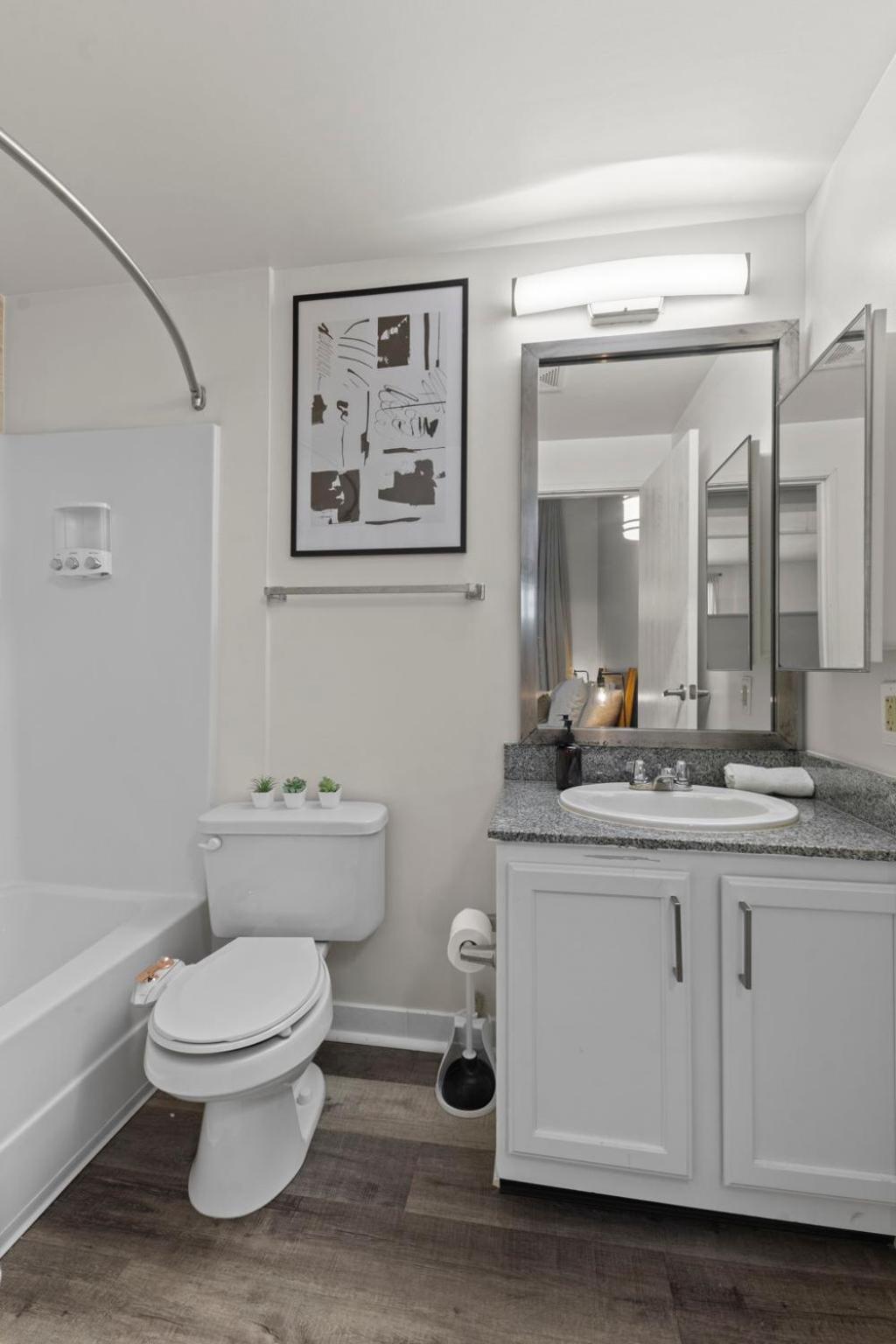 Indy Urban Stay - Skywalk - Sleeps 8 - Downtown - Stadium Indianapolis Extérieur photo
