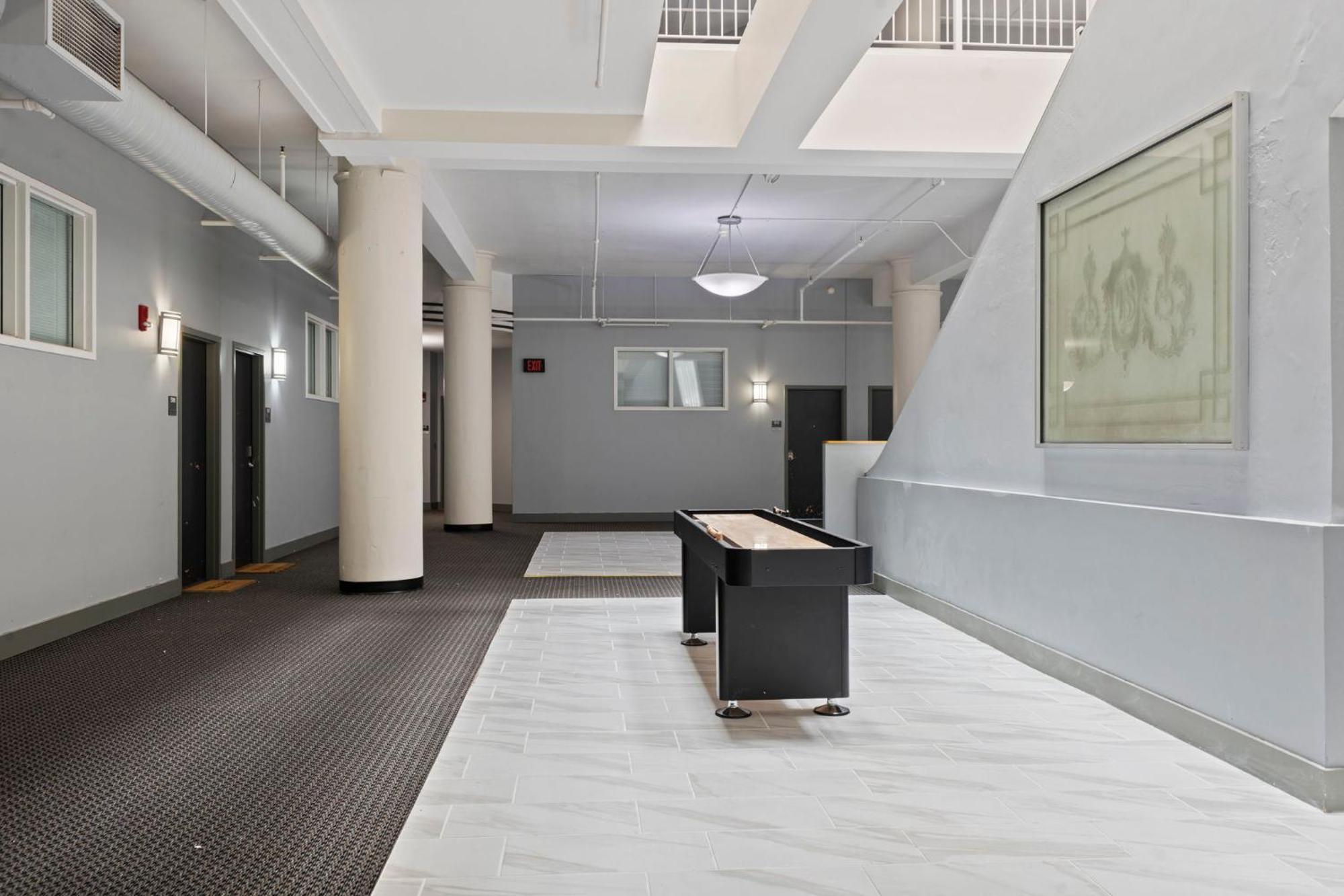 Indy Urban Stay - Skywalk - Sleeps 8 - Downtown - Stadium Indianapolis Extérieur photo